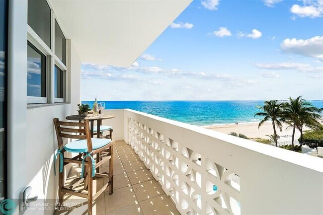 Foto del edificio - 4250 Galt Ocean Dr