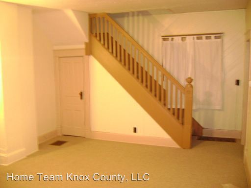 Building Photo - 610 Coshocton Ave