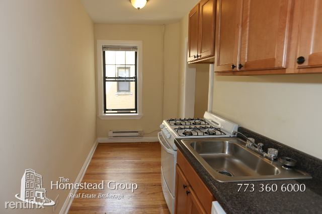 Building Photo - 429 1/2 W Belden Ave
