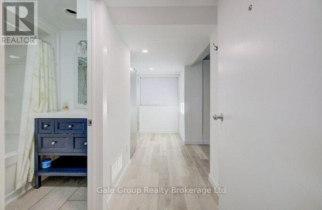 Photo du bâtiment - 131 Kinzie Ave