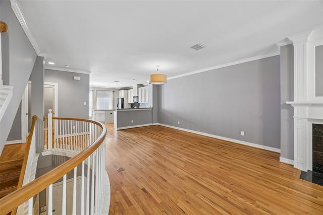 Foto del edificio - 3943 N Hall St