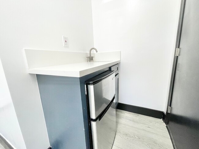 Foto del edificio - 434 E Ave 28