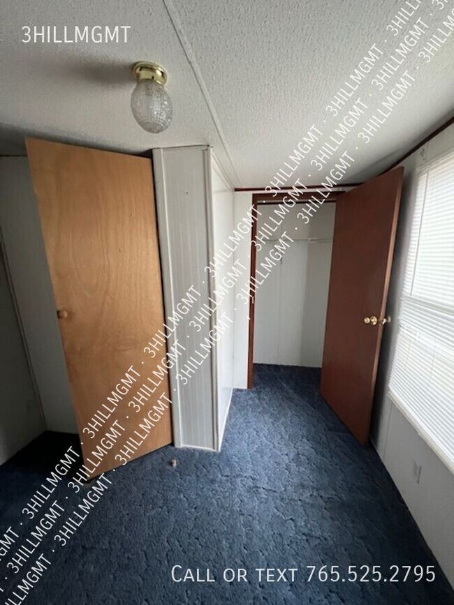 Foto del edificio - 234 Valley Brook Cir