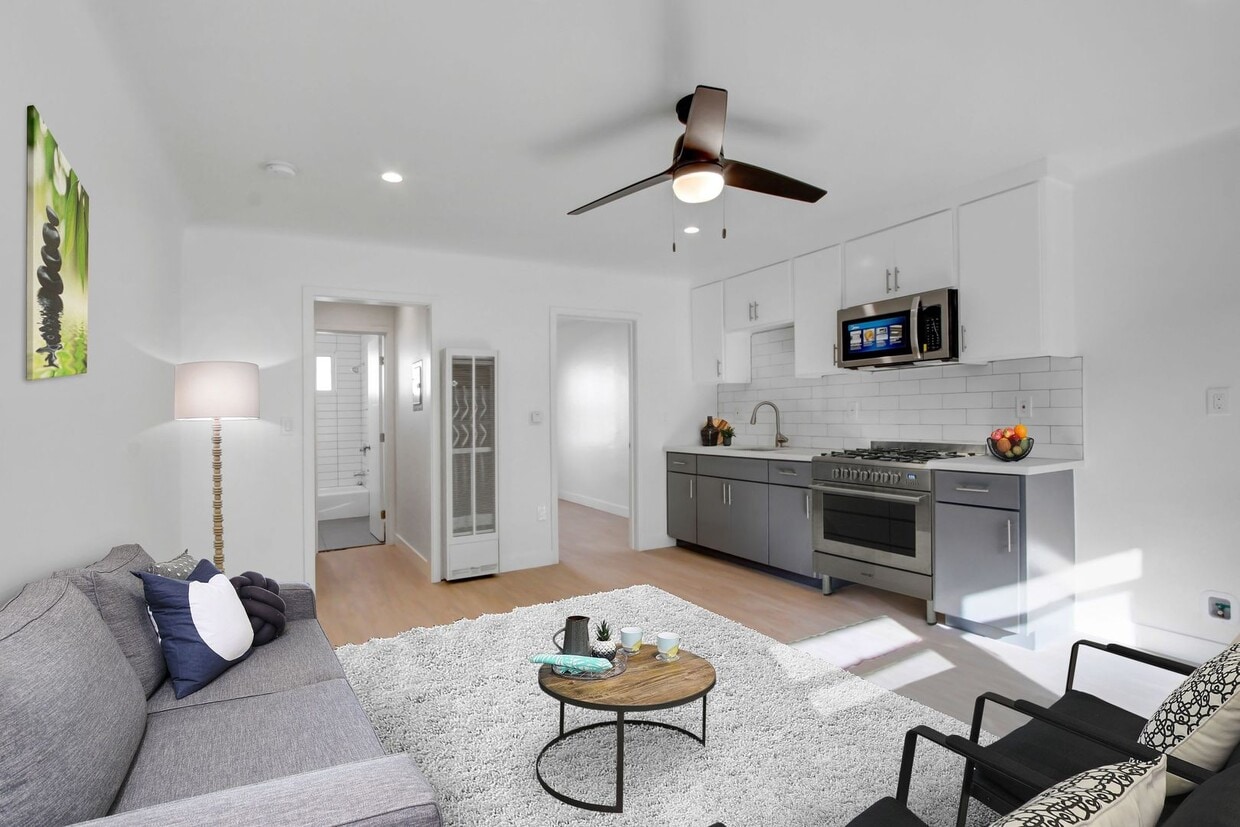 Photo - 163 S Burlington Ave