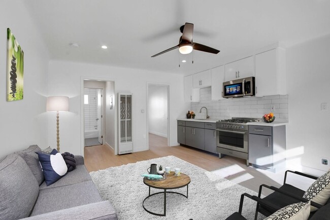 Photo - 163 S Burlington Ave Apartment