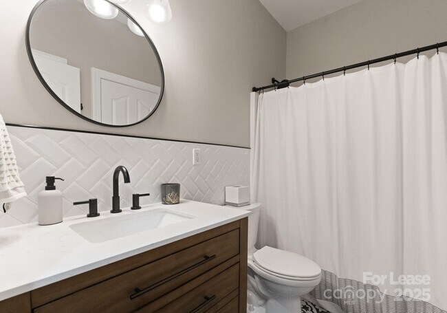 Foto del edificio - 18807 Dembridge Dr