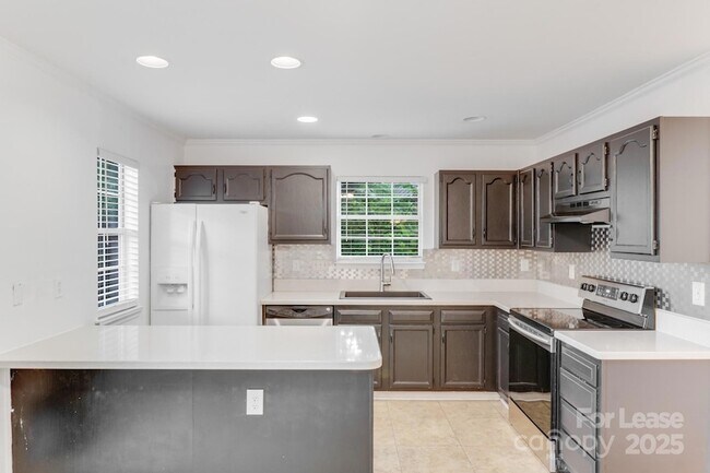 Building Photo - 5670 Prescott Ct