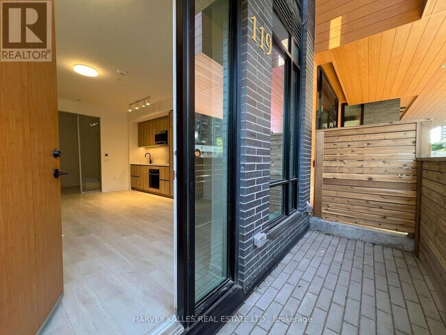 Photo du bâtiment - 119 Broadway Ave