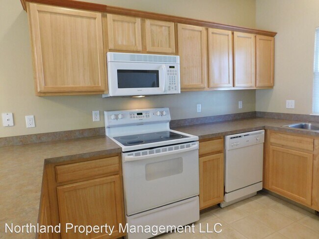 Building Photo - 2 br, 2.5 bath House - 1505 Kent #2