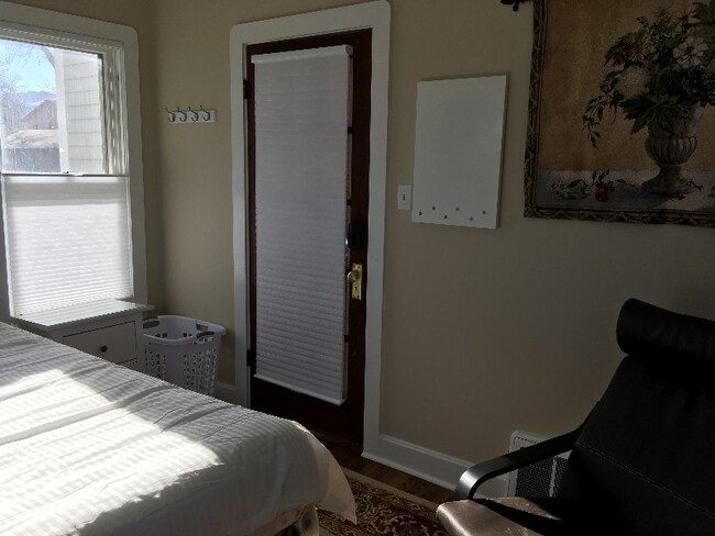 Foto del edificio - 815 Oak Ave