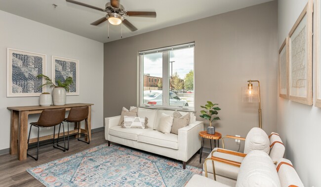 Foto del edificio - Spacious 1-Bedroom Apartment in Southside,...