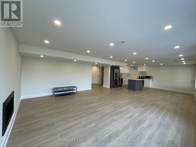 Building Photo - 212 Scrivener Dr