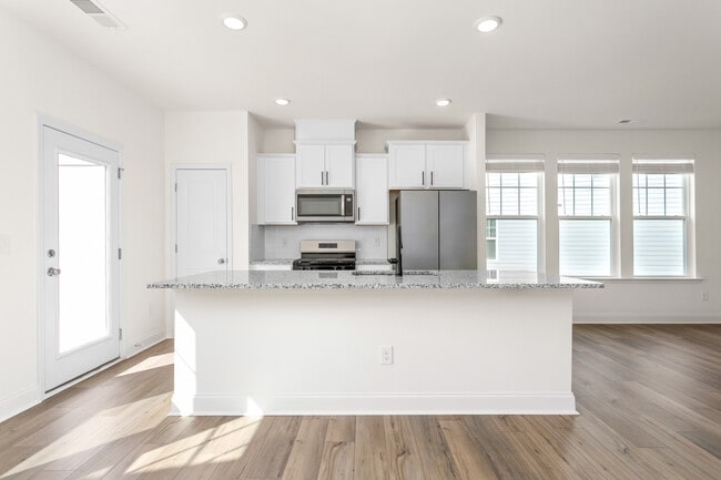 Building Photo - 1149 Tembrook Dr