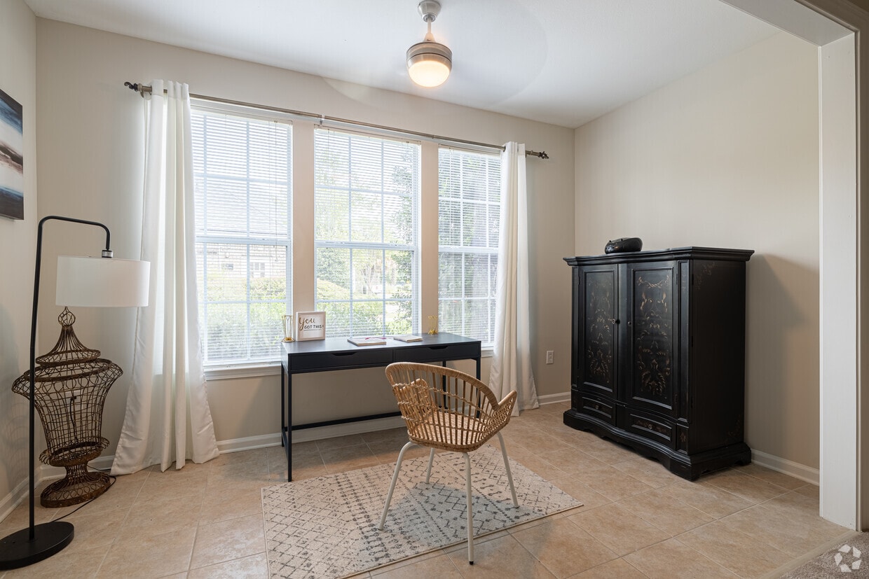 Primary Photo - Rice Creek