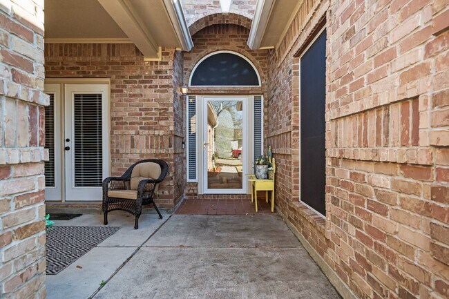 Foto del edificio - 9292 Deepwater Dr