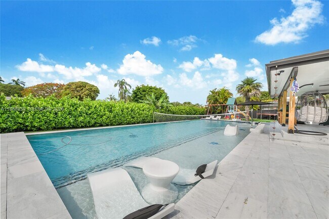 Building Photo - 8840 SW 181st Terrace