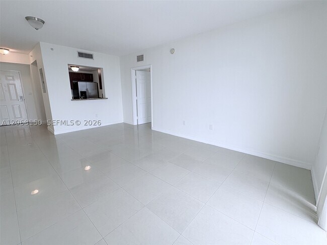 Foto del edificio - 2600 SW 27th St