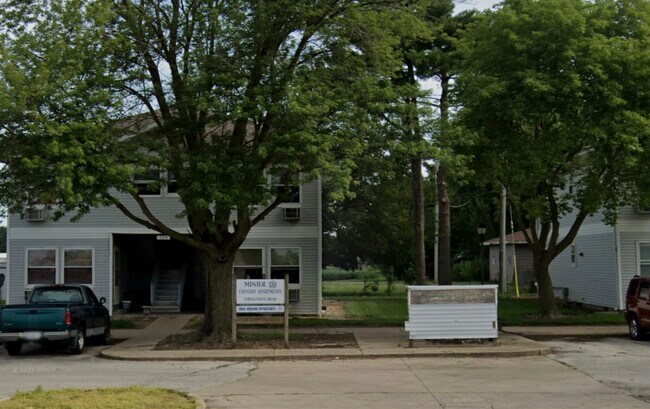 Building Photo - 200 E Stringtown Rd