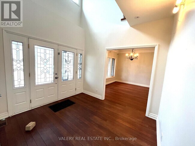 Building Photo - 32 Belvedere Dr