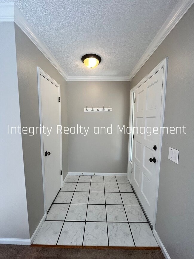 Building Photo - 13637 Pisces Ct