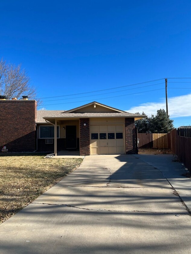 Primary Photo - Two Bedroom Duplex With Garage and Yard