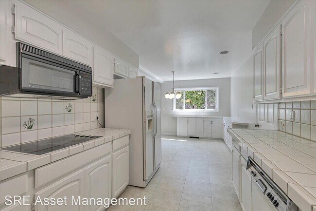 Foto del edificio - 3 br, 3 bath House - 2630 Media Way