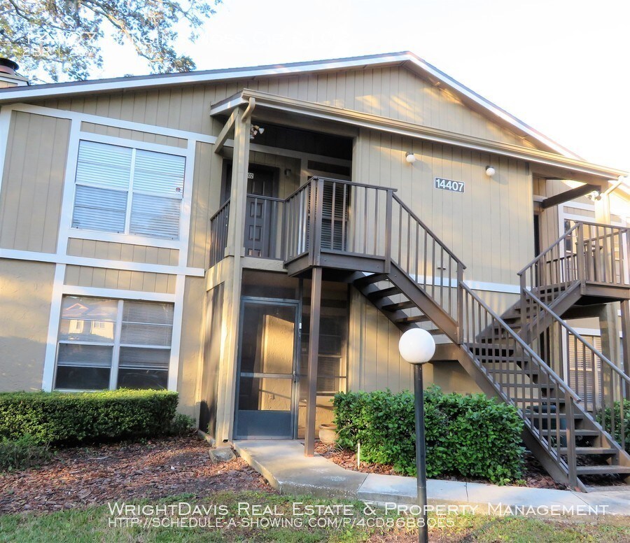 Primary Photo - 2/2 in The Oaks Community with a Pool!!