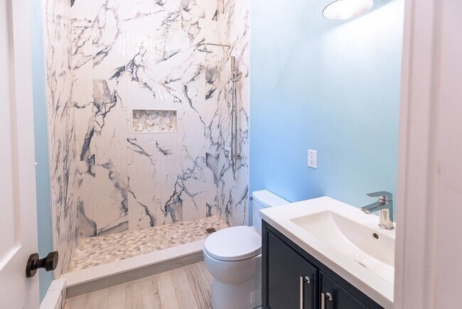 Foto del edificio - 18 Beach St