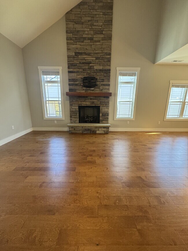 Building Photo - 64 Leyland Cir