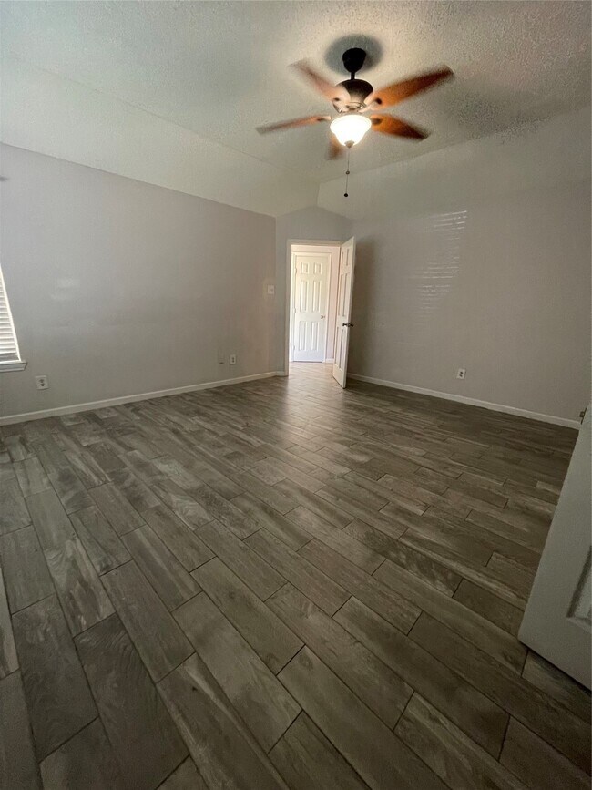 Foto del edificio - 11014 Landsbury Cir