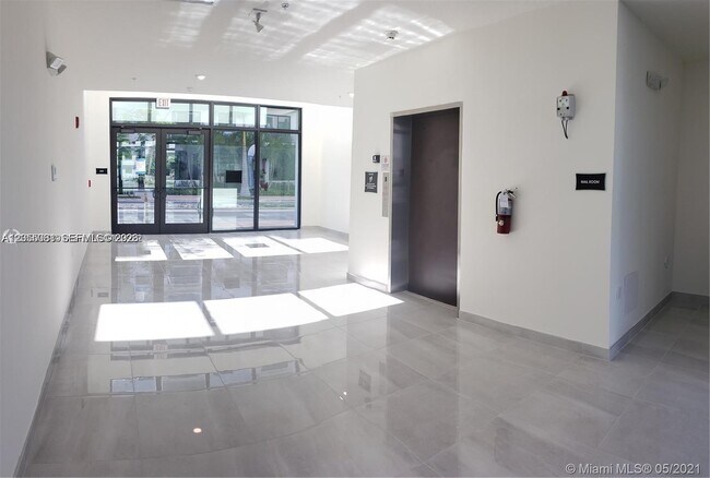 Foto del edificio - 8363 NW 41st St