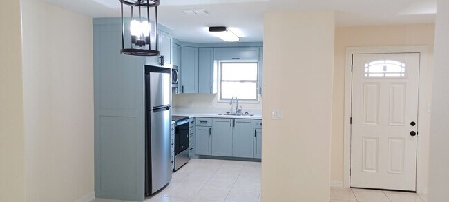 Foto del edificio - 634 Marrs Ave