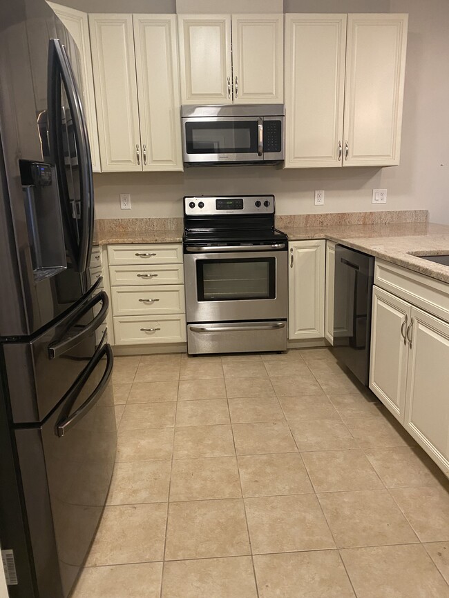 Kitchen - 360 Andover St