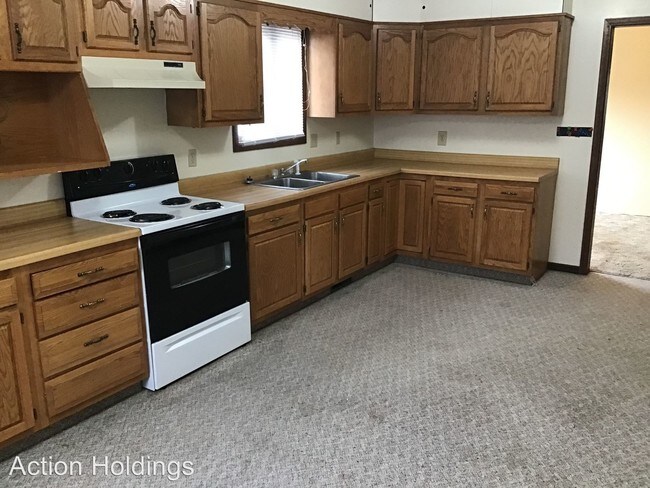 Foto del edificio - 3 br, 1 bath House - 1011 Main St