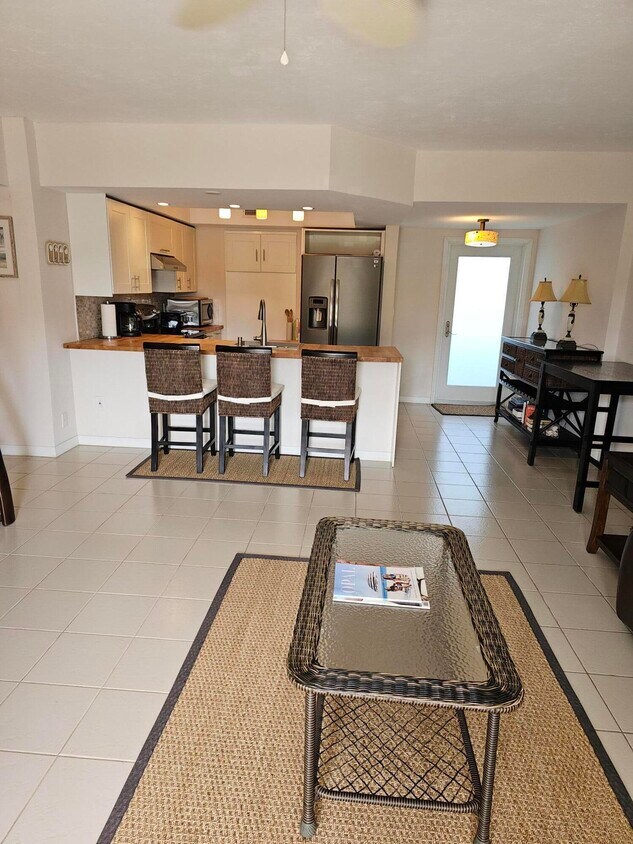 2545 S Ocean Blvd Unit 406, Palm Beach, FL 33480 Condo for Rent in