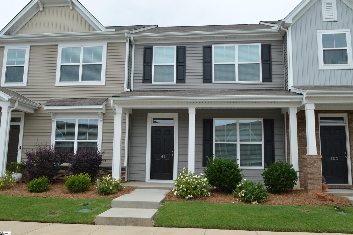 Foto principal - 161 Xander Dr
