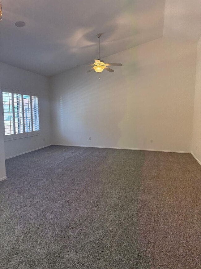 Foto del edificio - 45 E 9th Pl