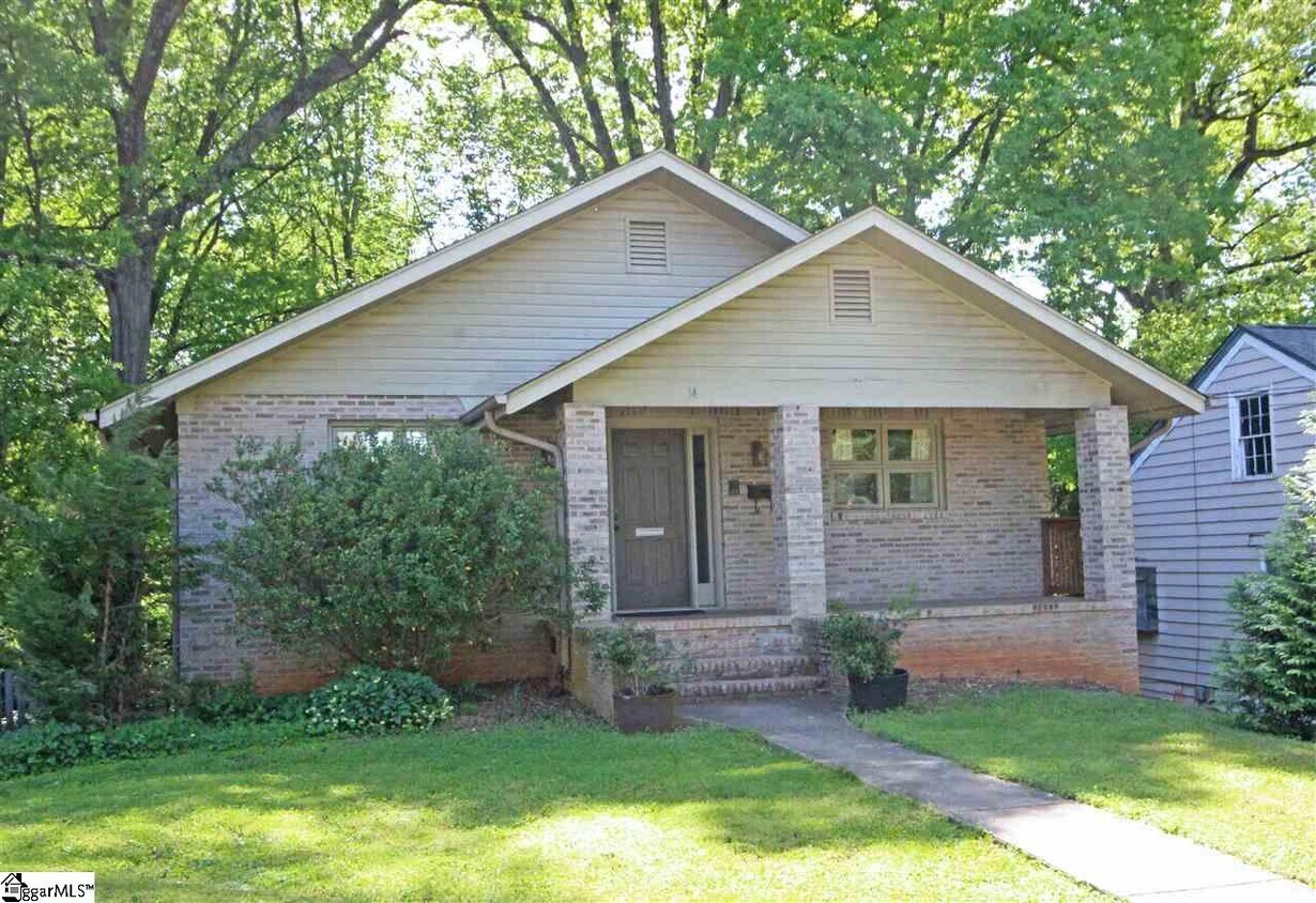 14 Rowley St, Greenville, SC 29601 House Rental in Greenville, SC