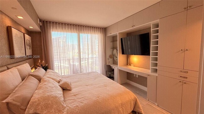 Foto del edificio - 45 SW 9th St