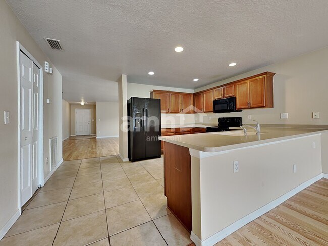 Foto del edificio - 31015 Mandolin Cay Ave