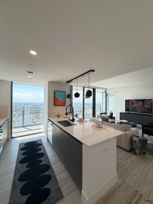 Foto del edificio - 501 N Miami Ave