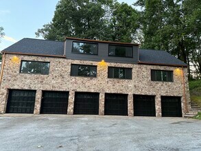 Building Photo - 101 41st St