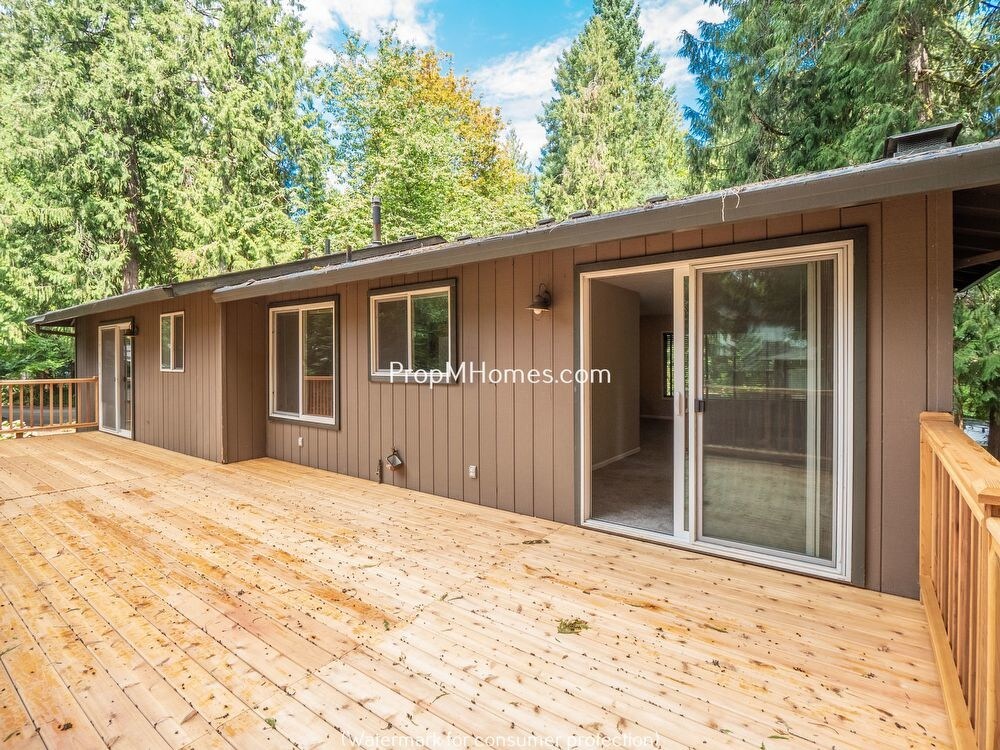 Primary Photo - 3500 Red Cedar Way