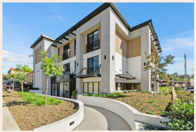 Front Entrance - Sea + Stone