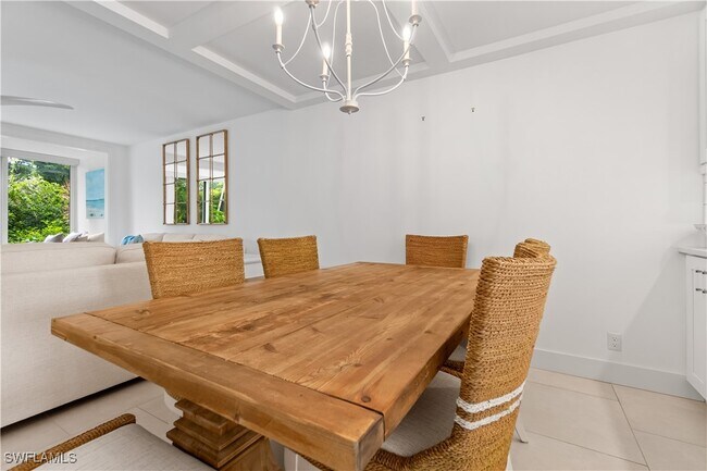 Foto del edificio - 900 8th Ave S