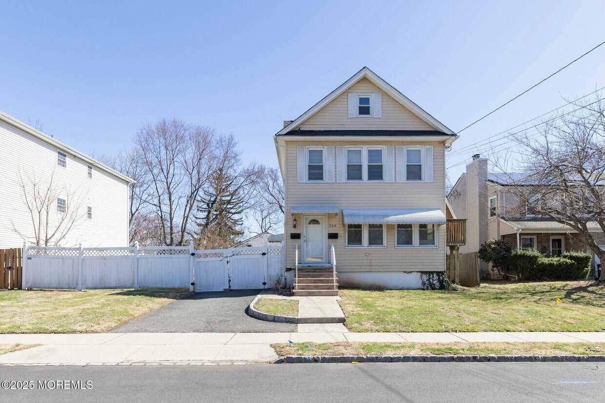 Foto principal - 204 Livingston St