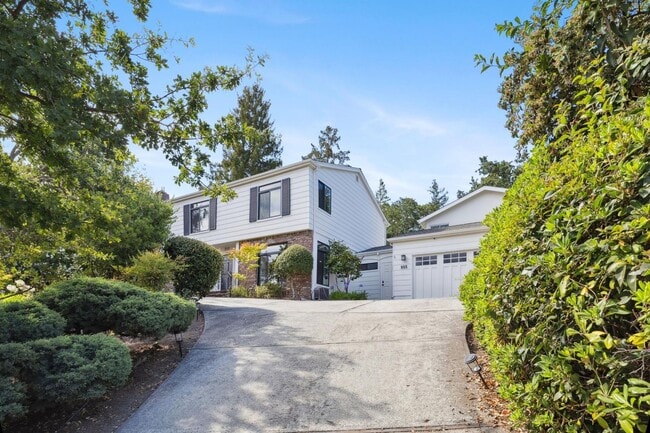 Building Photo - Elegant Two-Story Home with Backyard Oasis...