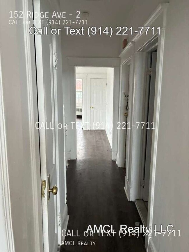 Photo - 152 Ridge Ave-2 Apartment