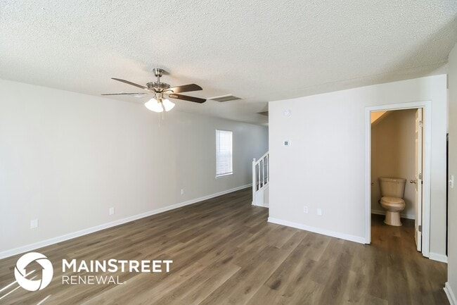 Building Photo - 165 Colser Drive