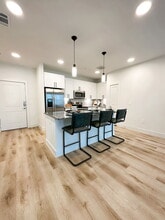 Building Photo - 5500 Fossil Rdg Cir